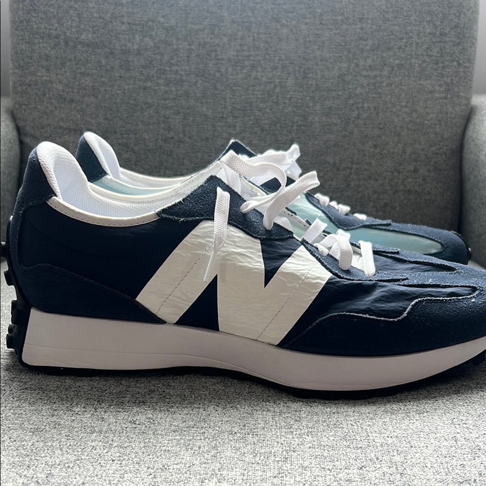 Men’s Size 15 New Balance Shoes